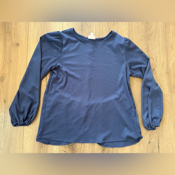 LuLaRoe Vivian Button Back Long Sleeve dark Blue Top Size Medium - Picture 8 of 8